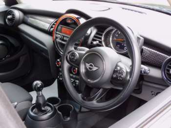 Used MINI Hatch 2017 for sale - 75080496: Photo