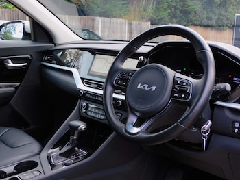 Used Kia Niro 2022 for sale - 76618134: Photo