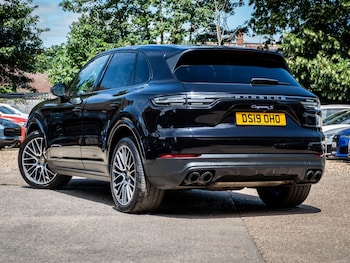 Used Porsche Cayenne 2019 for sale - 79044752: Photo