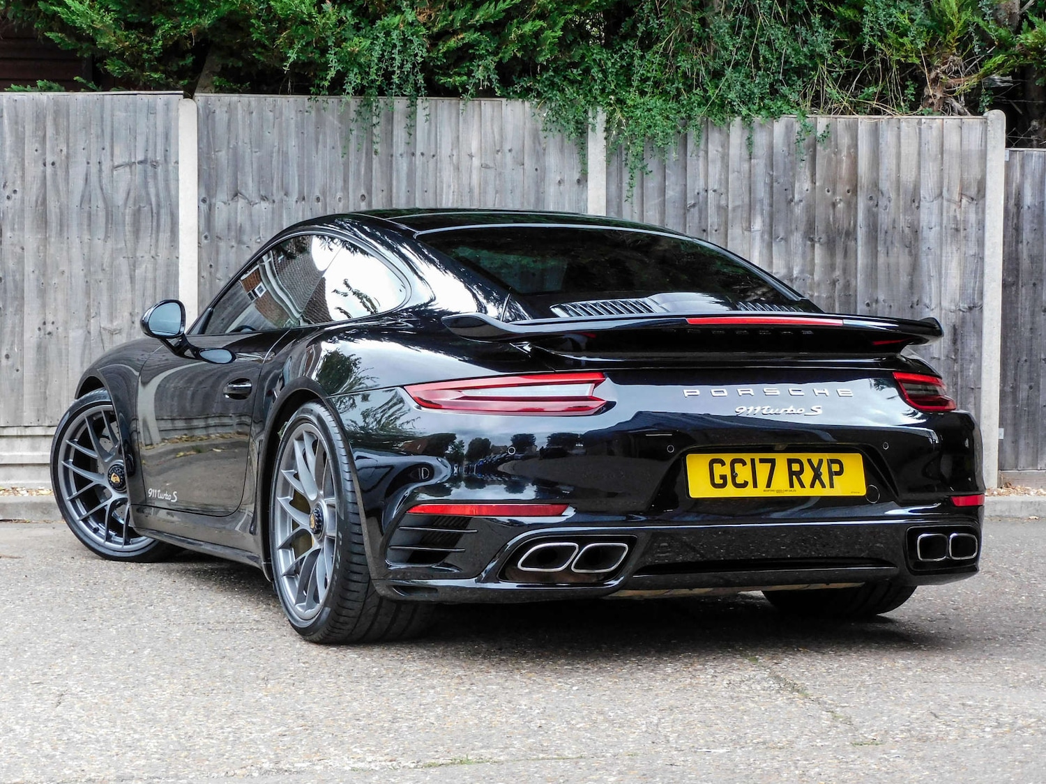 Used Porsche 911 2017 for sale - 76698024: Photo 2