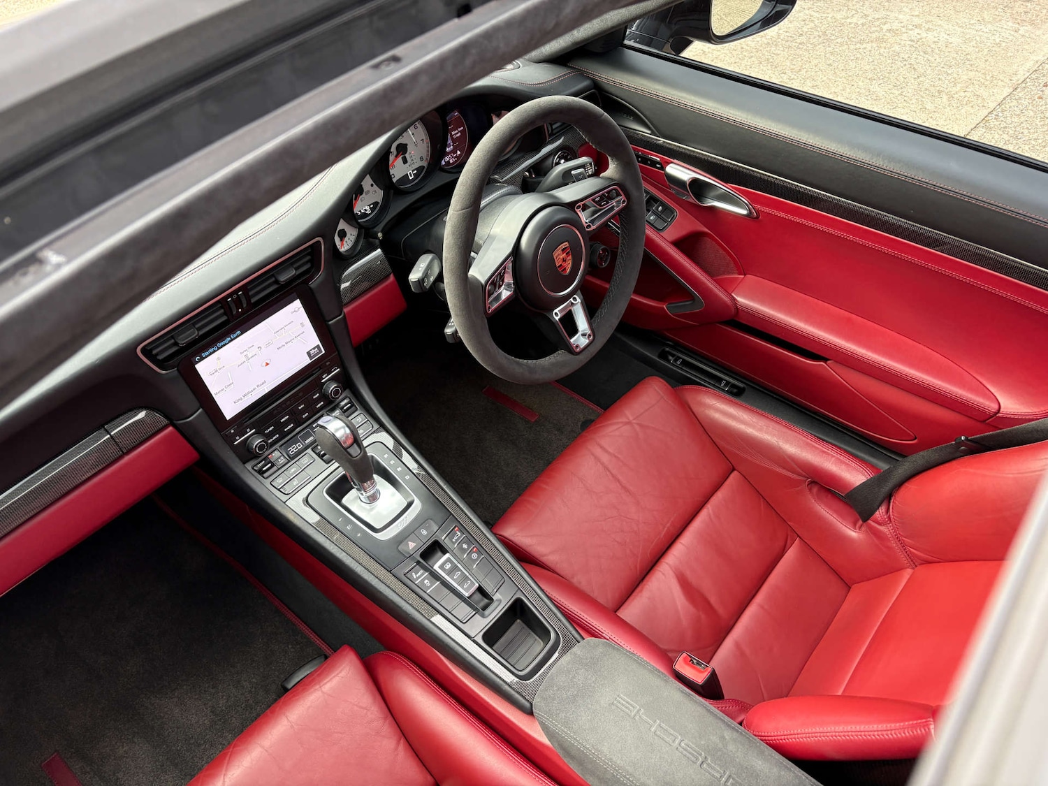 Used Porsche 911 2017 for sale - 76698024: Photo 37