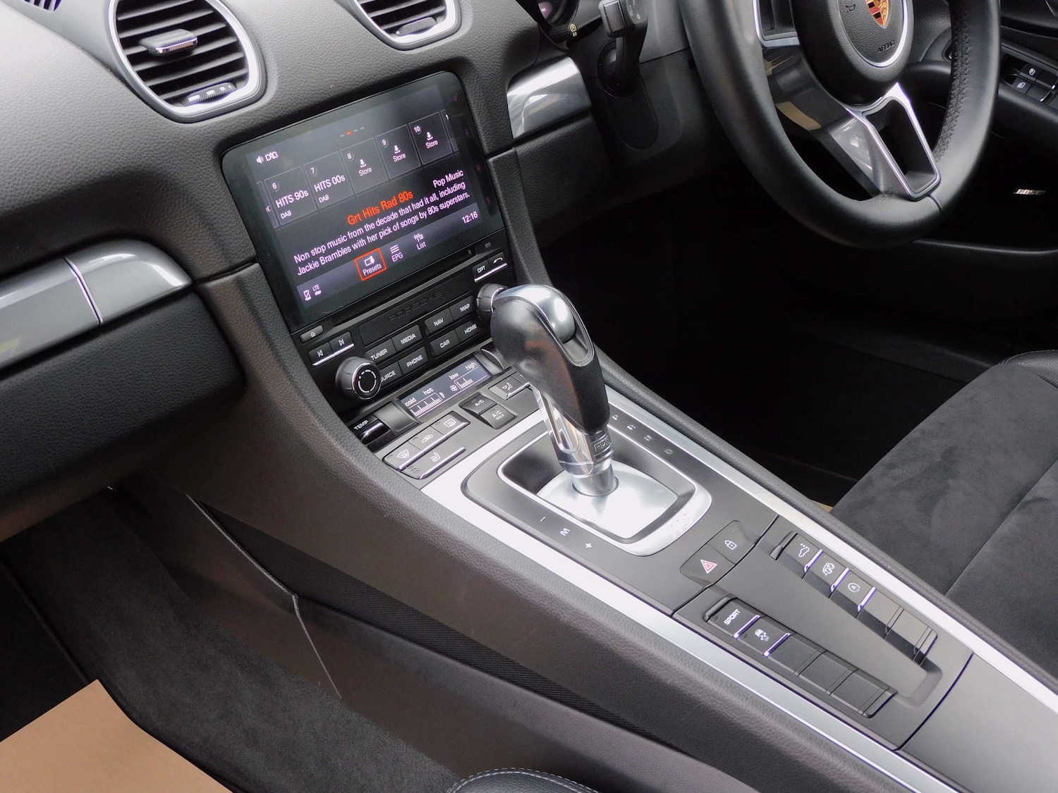 Used Porsche Cayman 2019 for sale - 76385756: Photo 30