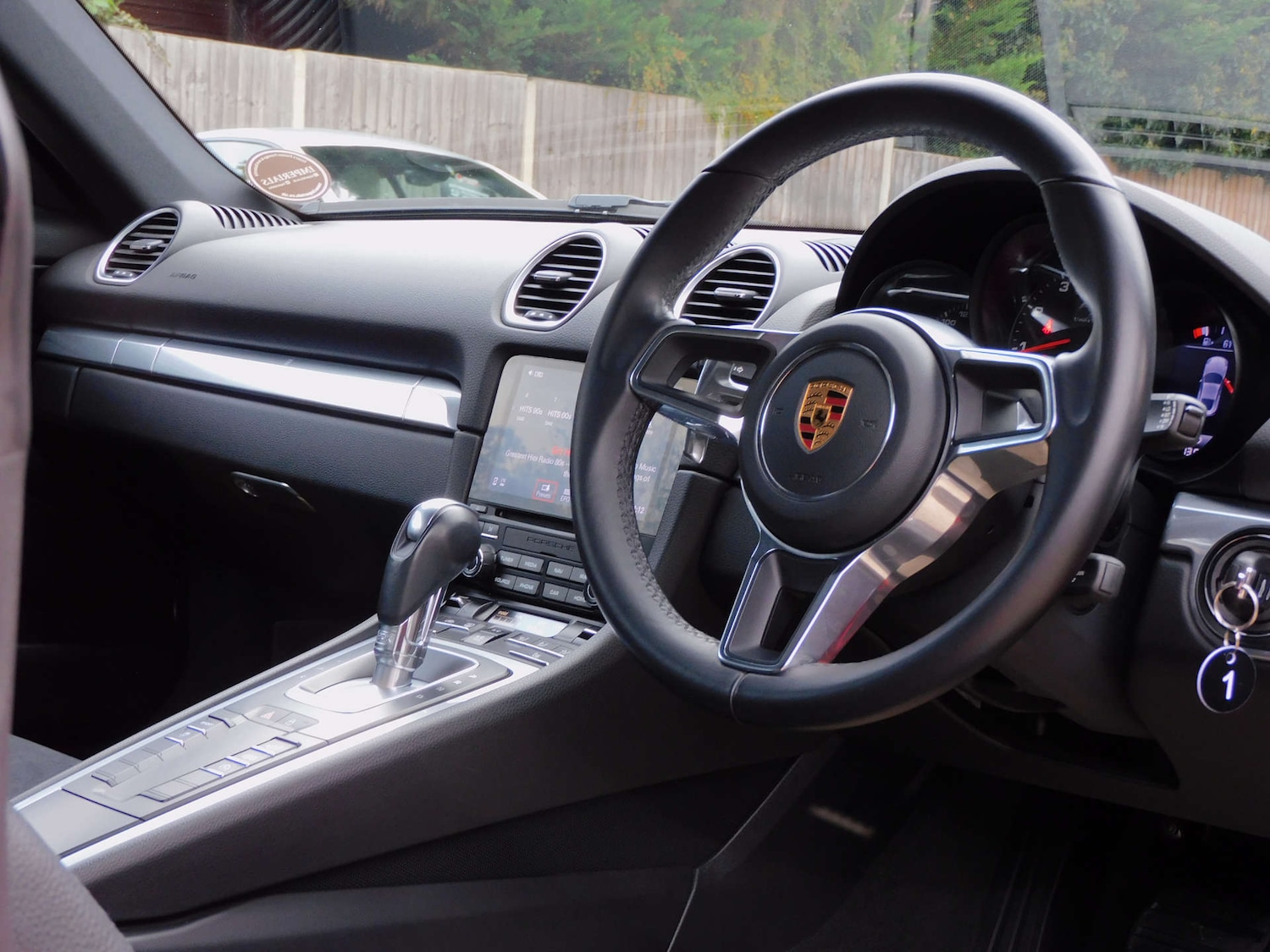 Used Porsche Cayman 2019 for sale - 76385756: Photo 4