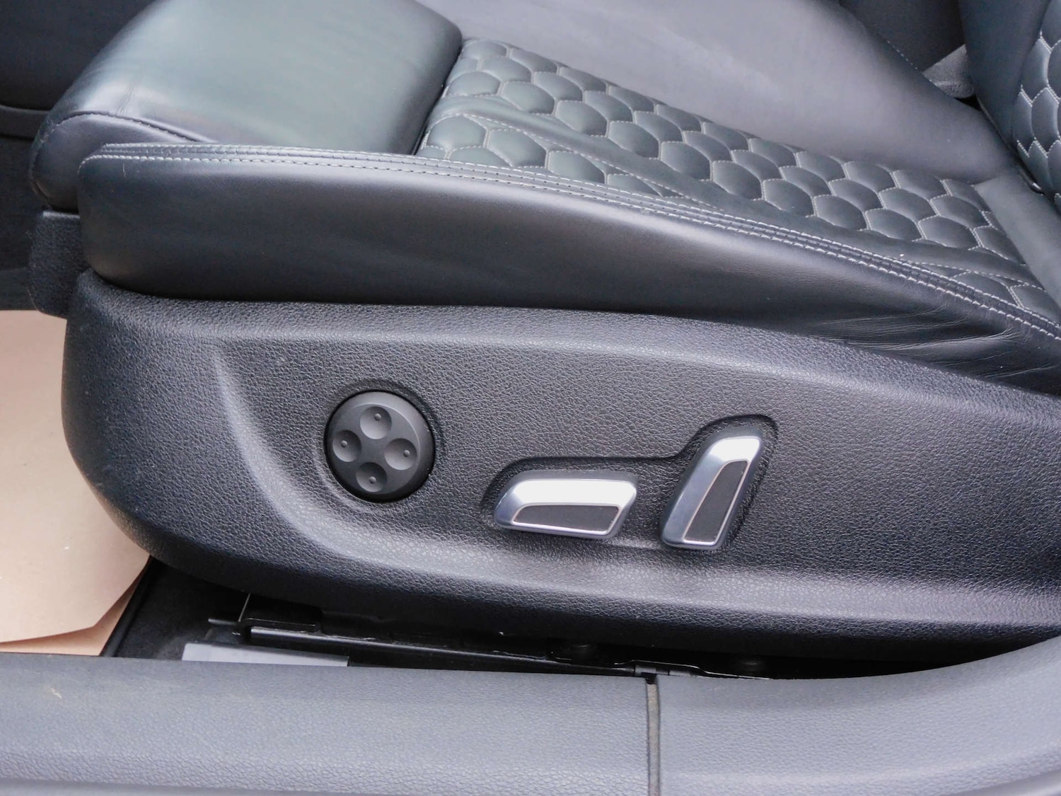 Used Audi RS6 2016 for sale - 77187823: Photo 36