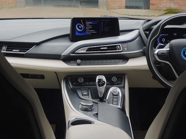 Used BMW i8 2016 for sale - 76144428: Photo 32