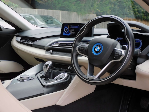 Used BMW i8 2016 for sale - 76144428: Photo 4