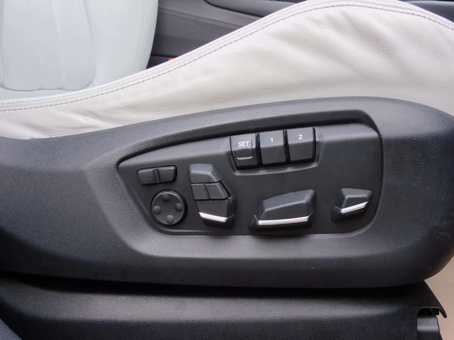 Used BMW x6 M 2017 for sale - 77245109: Photo 25