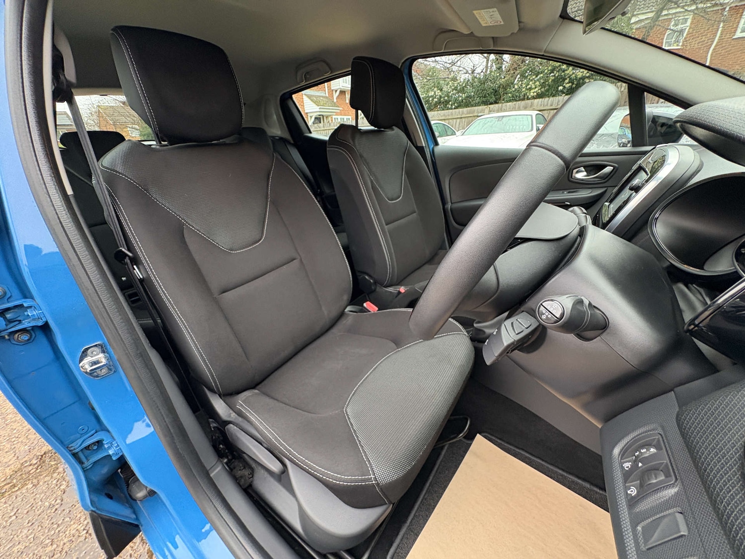 Used Renault Clio 2015 for sale - 77288541: Photo 17