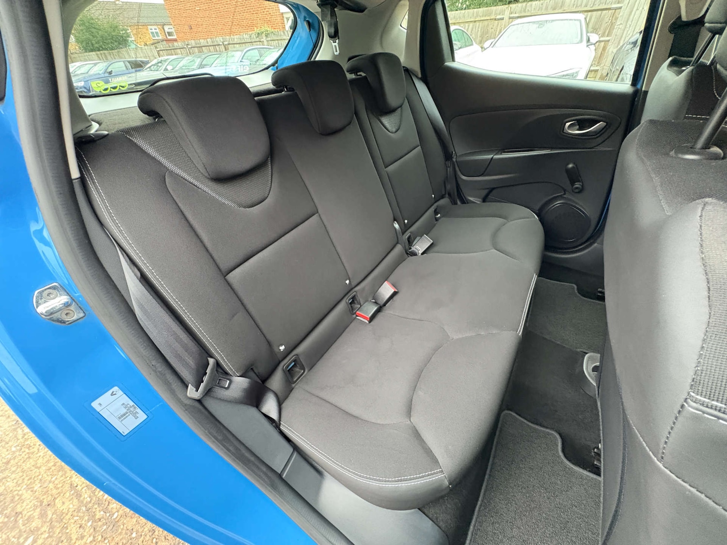 Used Renault Clio 2015 for sale - 77288541: Photo 18