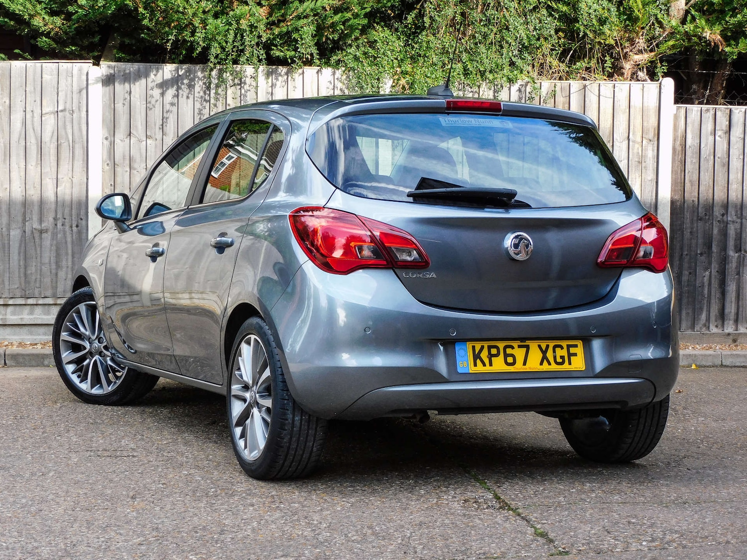 Used Vauxhall Corsa 2017 for sale - 76105292: Photo 2