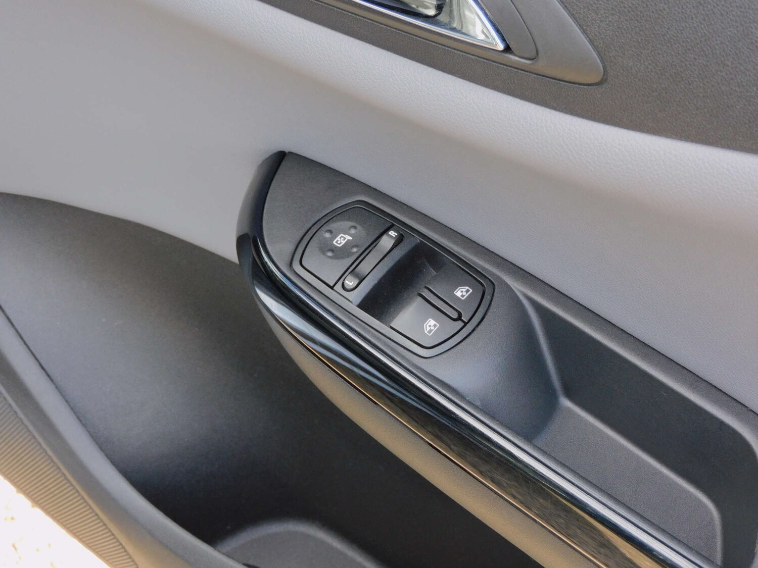 Used Vauxhall Corsa 2017 for sale - 76105292: Photo 21