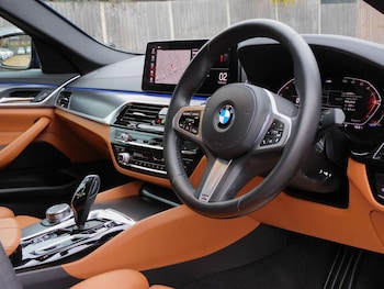 Used BMW 5 Series 2021 for sale - 77406152: Photo