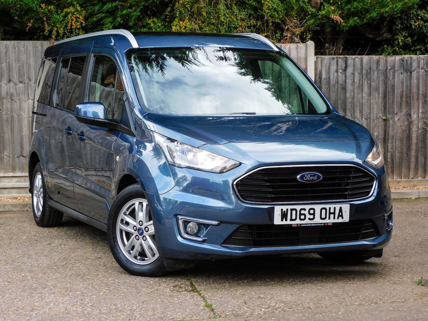 Used Ford Tourneo Connect 2020 for sale - 76345004: Photo 1