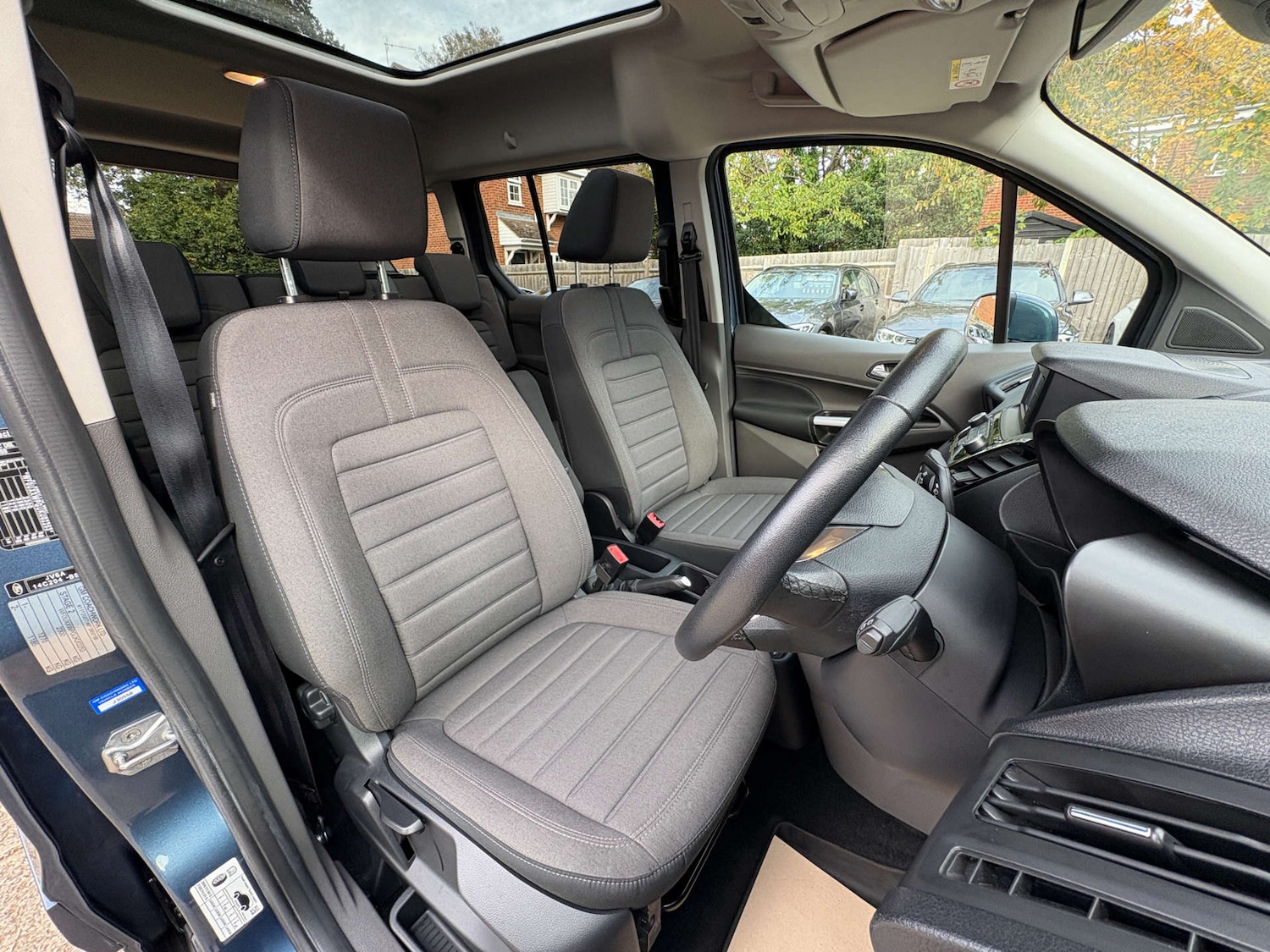 Used Ford Tourneo Connect 2020 for sale - 76345004: Photo 18