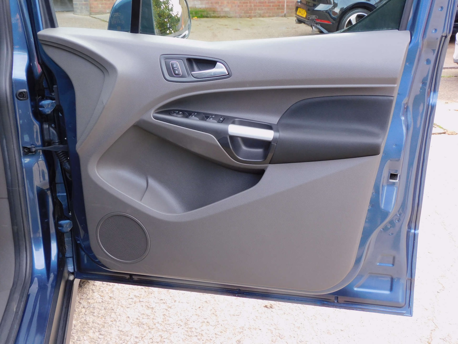 Used Ford Tourneo Connect 2020 for sale - 76345004: Photo 20