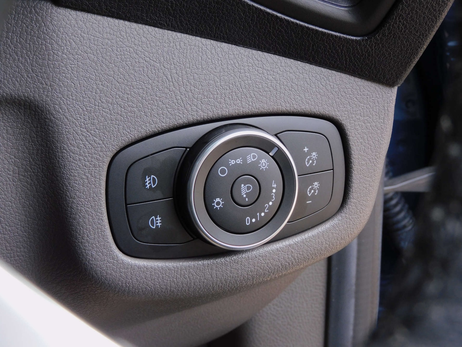 Used Ford Tourneo Connect 2020 for sale - 76345004: Photo 22