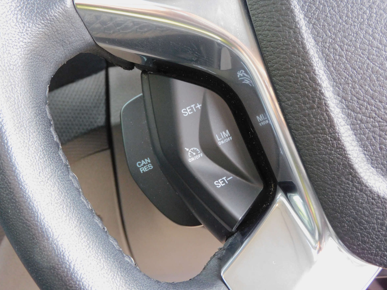Used Ford Tourneo Connect 2020 for sale - 76345004: Photo 35