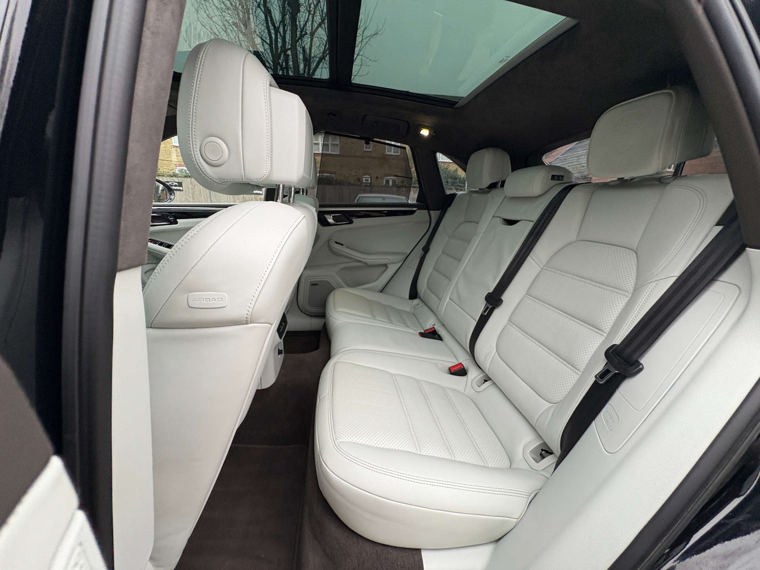 Used Porsche Macan 2015 for sale - 77022410: Photo 54