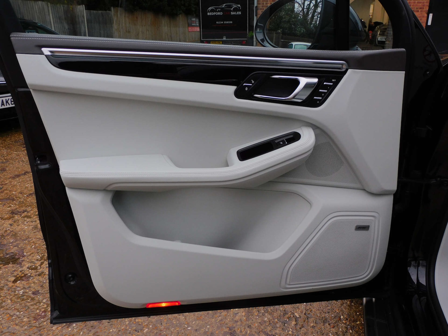 Used Porsche Macan 2015 for sale - 77022410: Photo 55