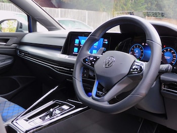 Used Volkswagen Golf 2023 for sale - 76375086: Photo