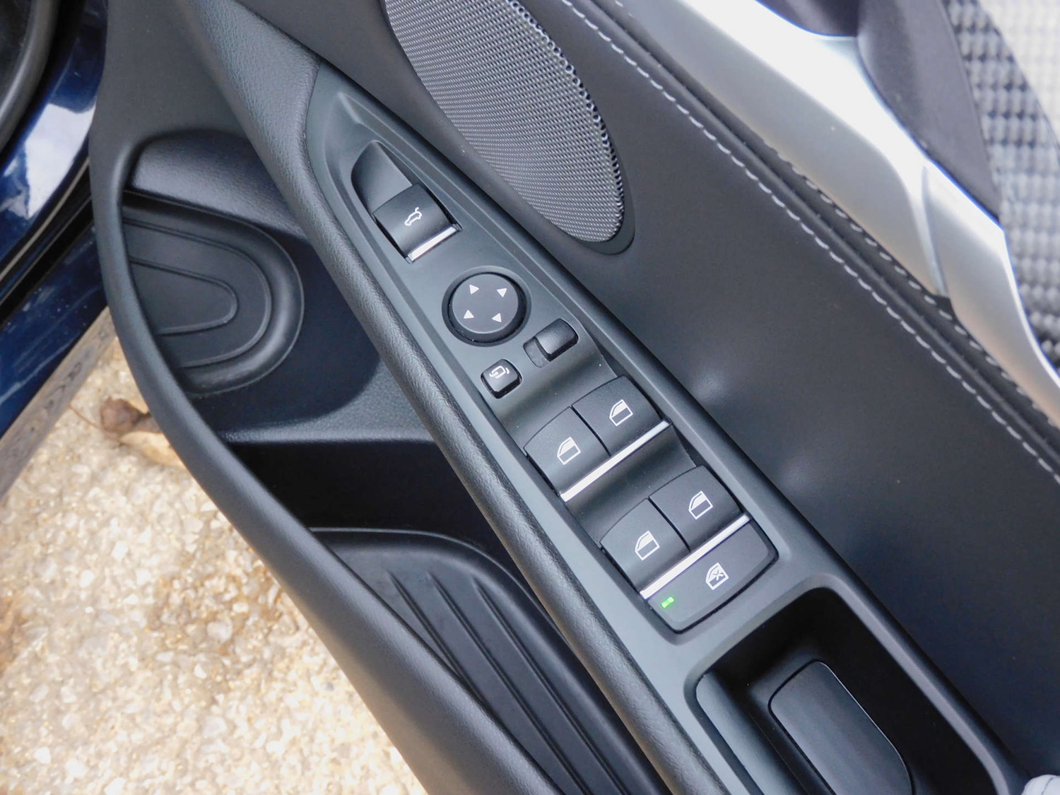 Used BMW x6 M 2017 for sale - 76686719: Photo 27