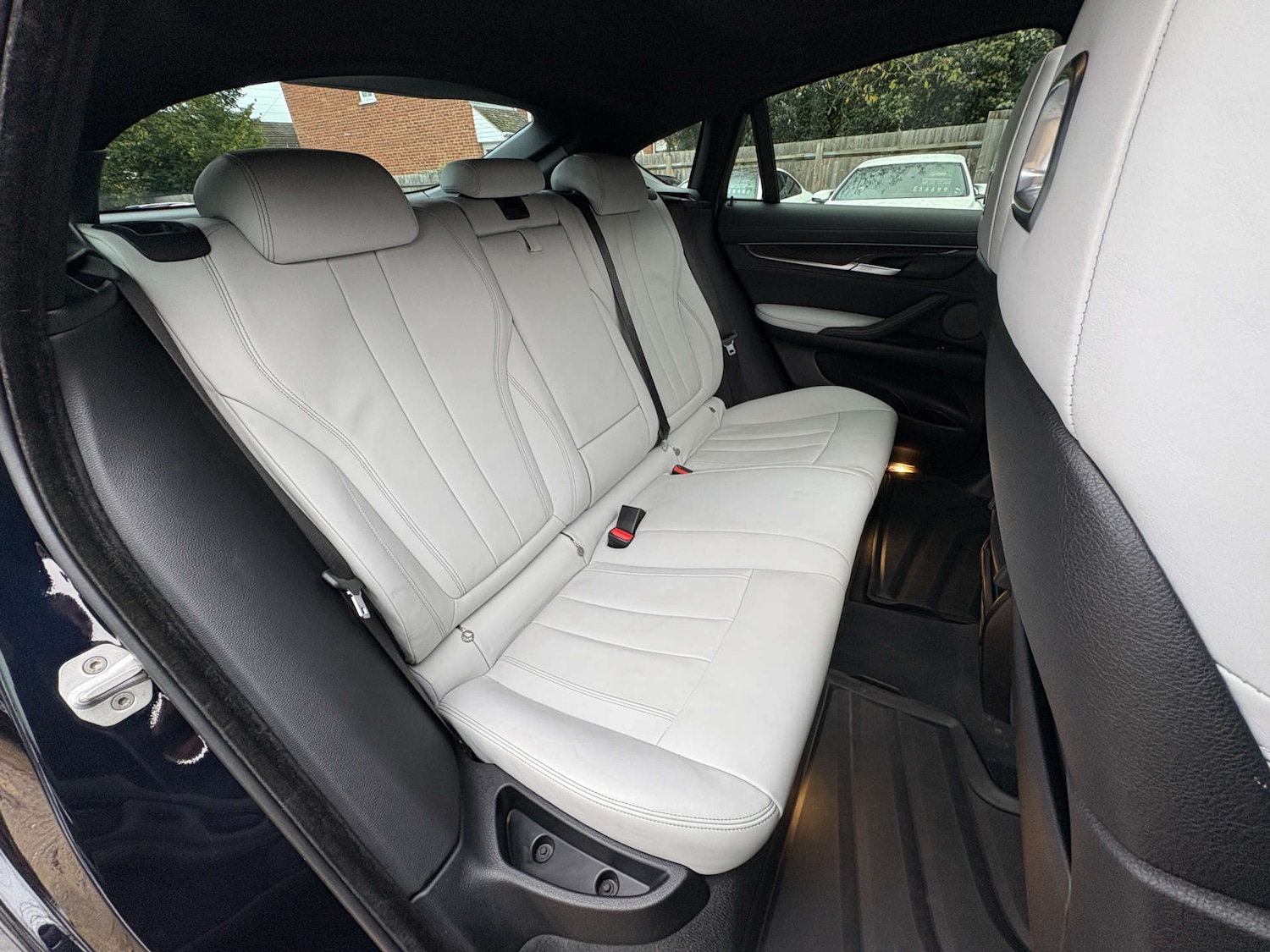 Used BMW x6 M 2017 for sale - 76686719: Photo 30