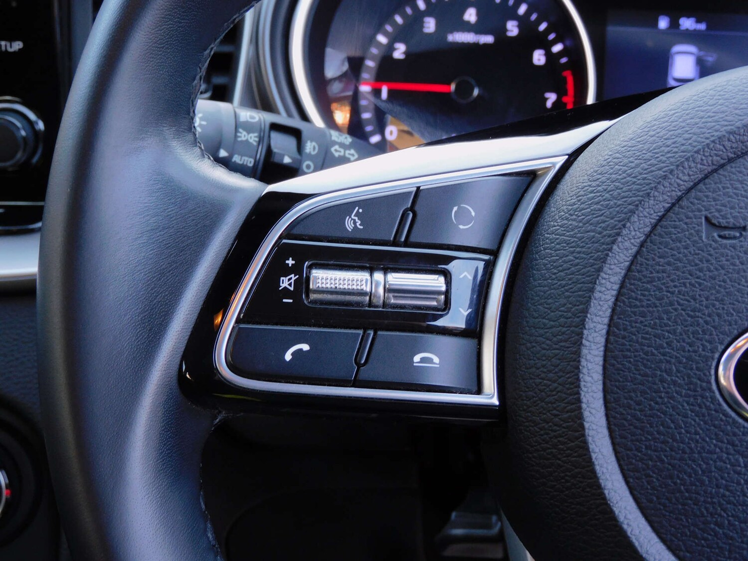 Used Kia XCeed 2020 for sale - 76830927: Photo 33