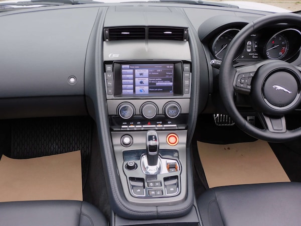 Used Jaguar F-Type 2014 for sale - 76220623: Photo 32