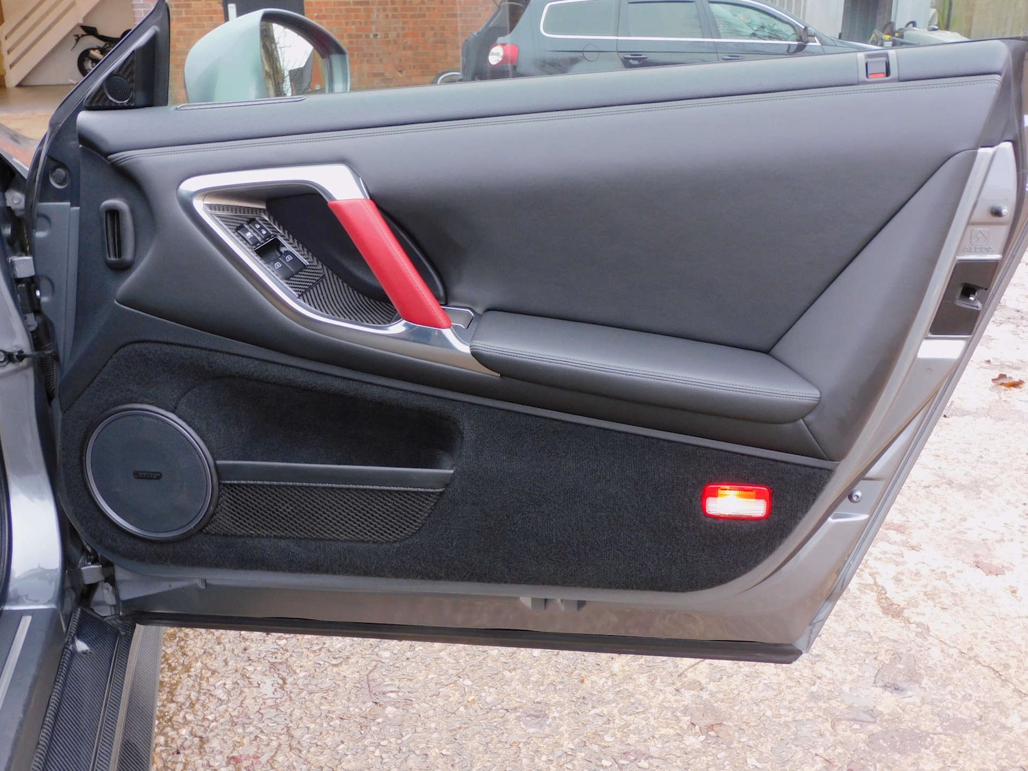 Used Nissan GT-R 2009 for sale - 76973891: Photo 12