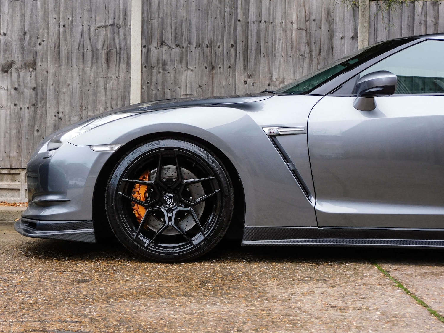 Used Nissan GT-R 2009 for sale - 76973891: Photo 6