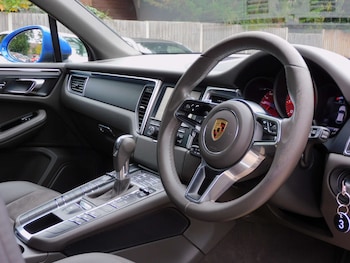 Used Porsche Macan 2015 for sale - 76275304: Photo 4