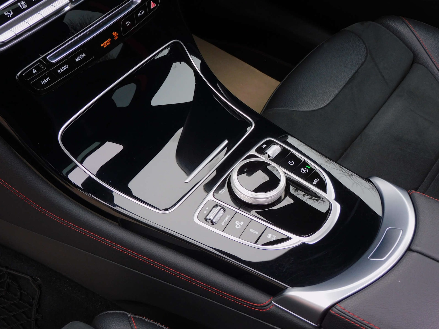 Used Mercedes-Benz GLC 2018 for sale - 77137397: Photo 31