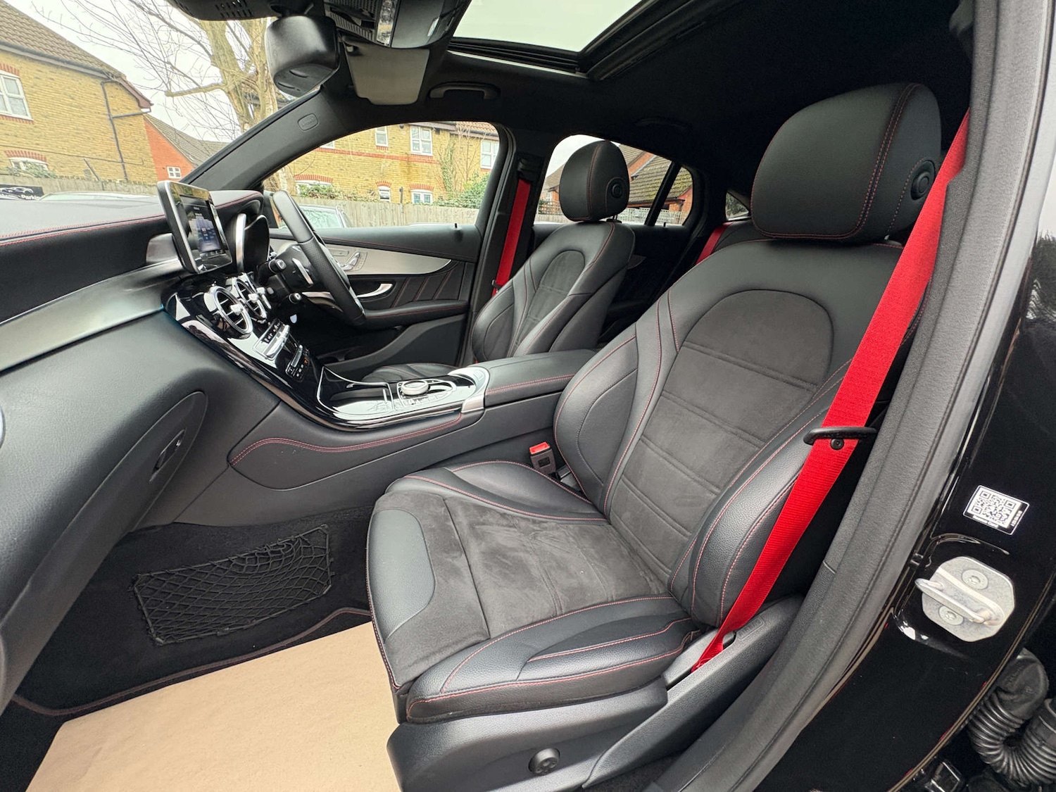 Used Mercedes-Benz GLC 2018 for sale - 77137397: Photo 32