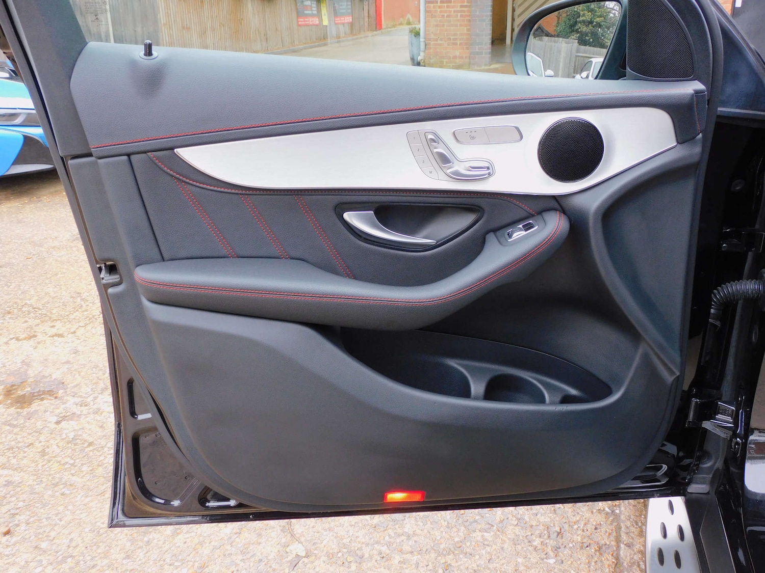 Used Mercedes-Benz GLC 2018 for sale - 77137397: Photo 33