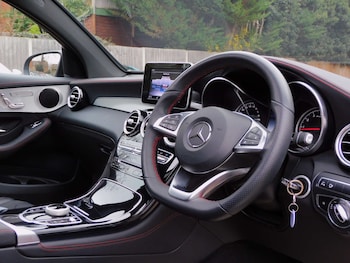 Used Mercedes-Benz GLC 2018 for sale - 77137397: Photo