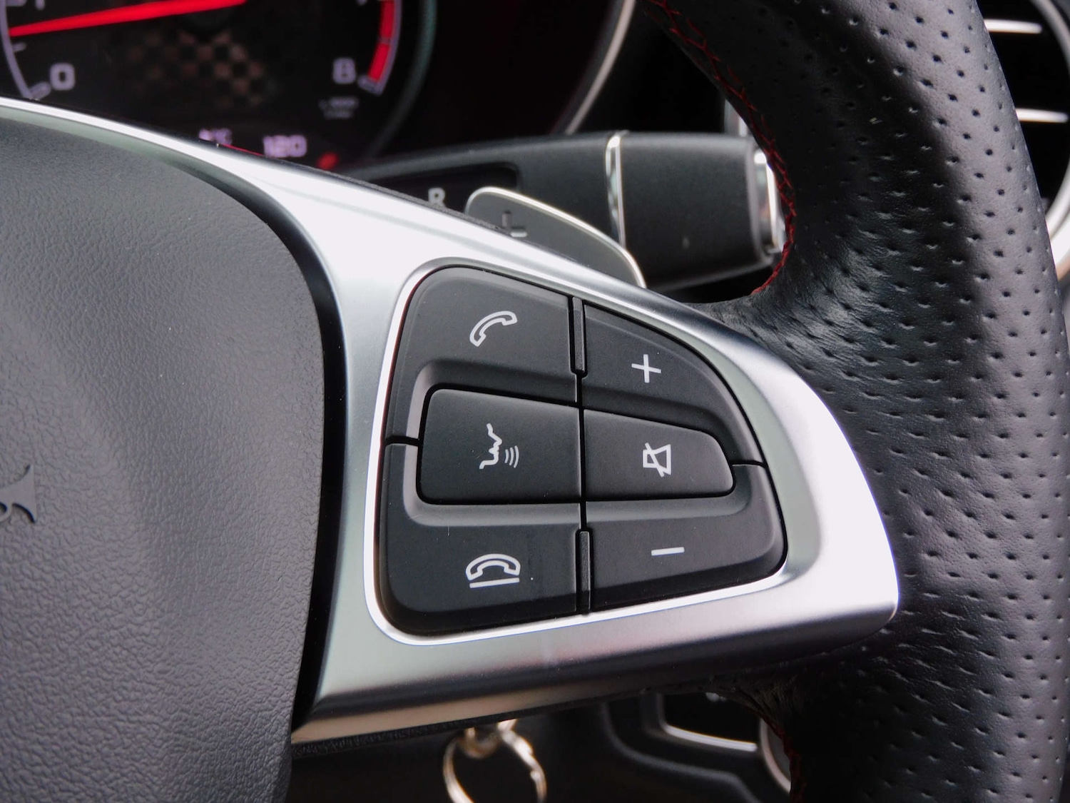 Used Mercedes-Benz GLC 2018 for sale - 77137397: Photo 41