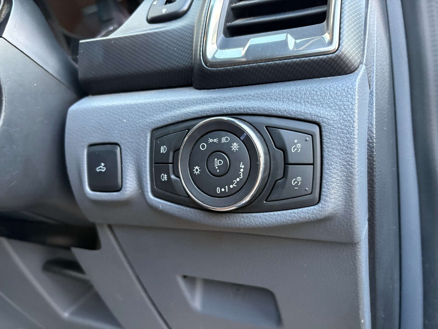 Used Ford Ranger 2016 for sale - 76718838: Photo 40