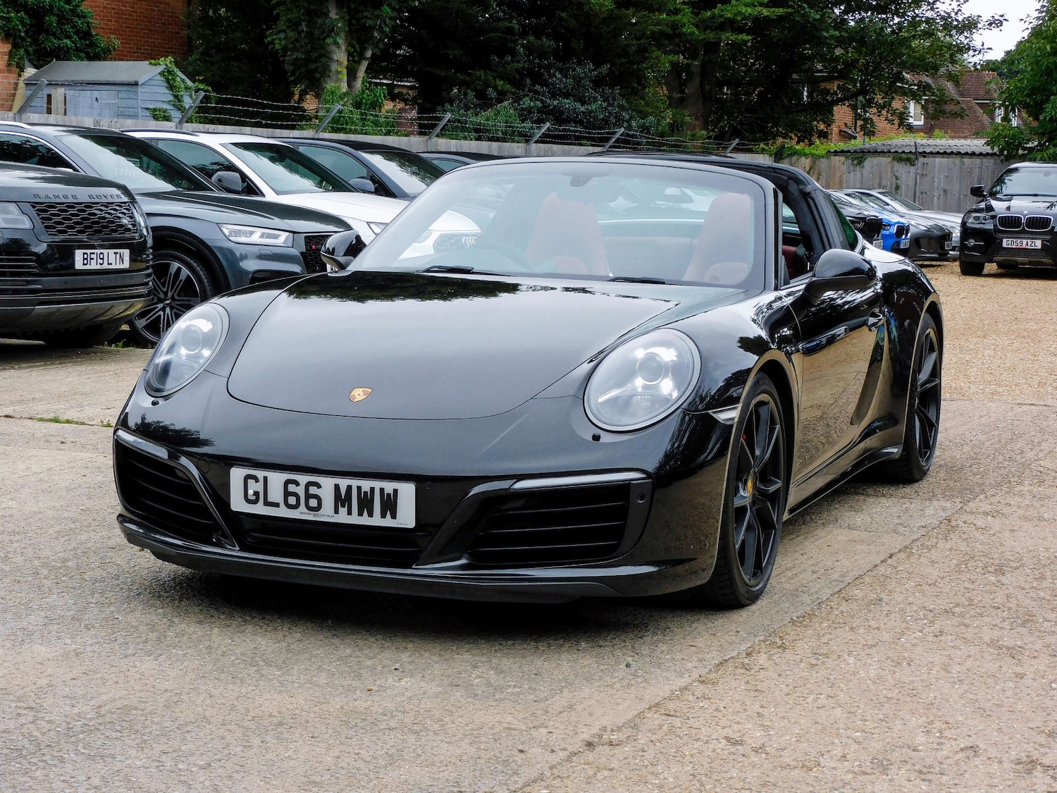 Used Porsche 911 2016 for sale - 76829763: Photo 14