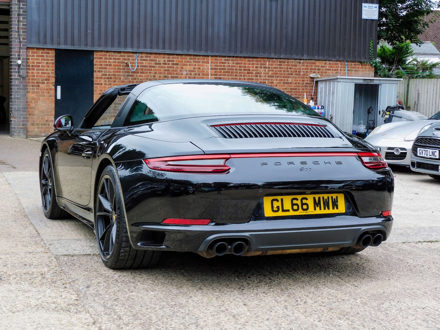 Used Porsche 911 2016 for sale - 76829763: Photo 15