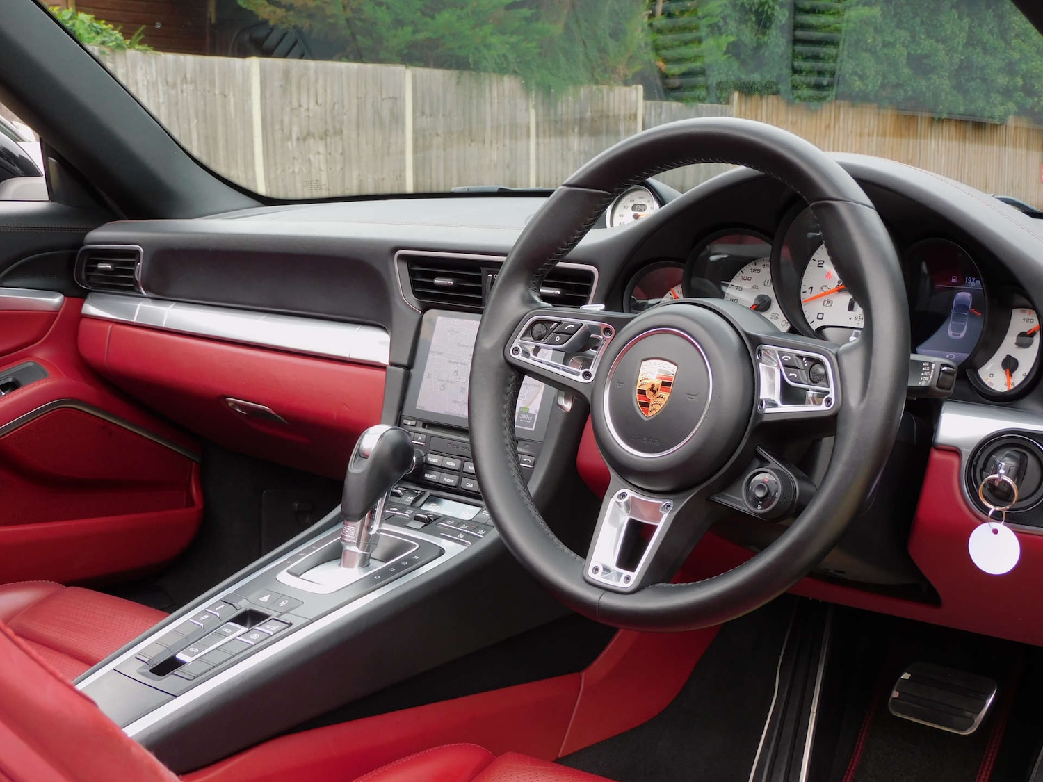 Used Porsche 911 2016 for sale - 76829763: Photo 4