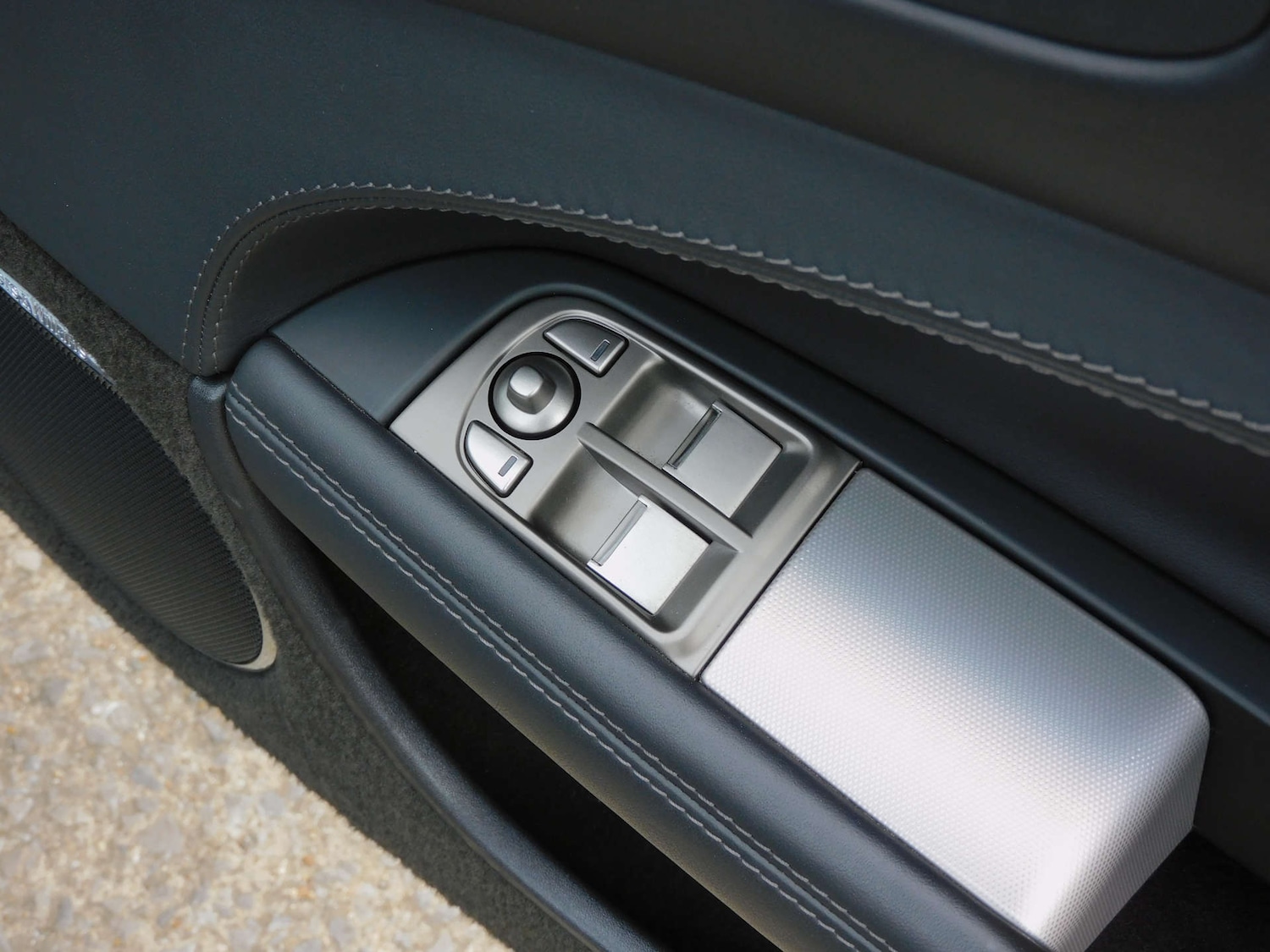Used Jaguar XK 2010 for sale - 76278667: Photo 25
