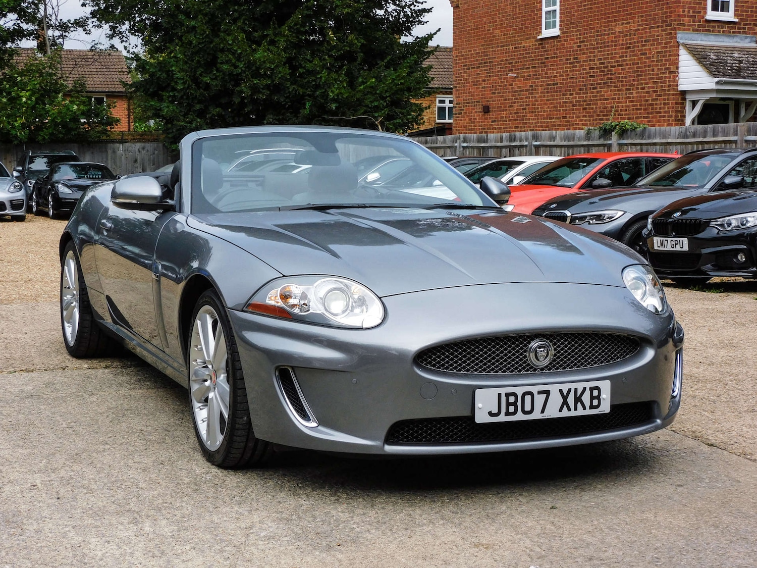 Used Jaguar XK 2010 for sale - 76278667: Photo 6