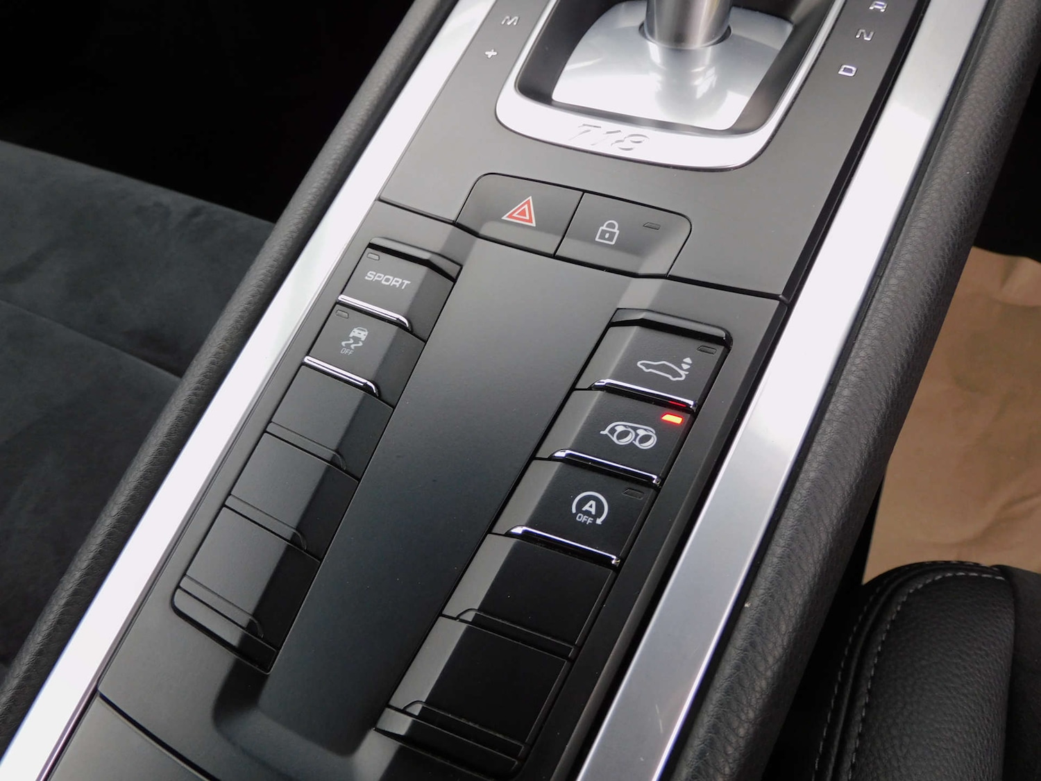 Used Porsche Cayman 2019 for sale - 77470081: Photo 38