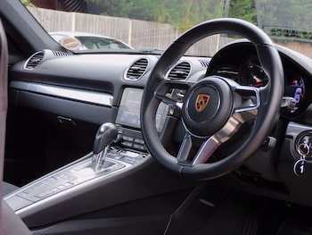 Used Porsche Cayman 2019 for sale - 77470081: Photo