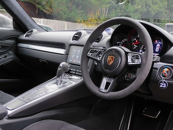 Used Porsche Cayman 2019 for sale - 77272734: Photo