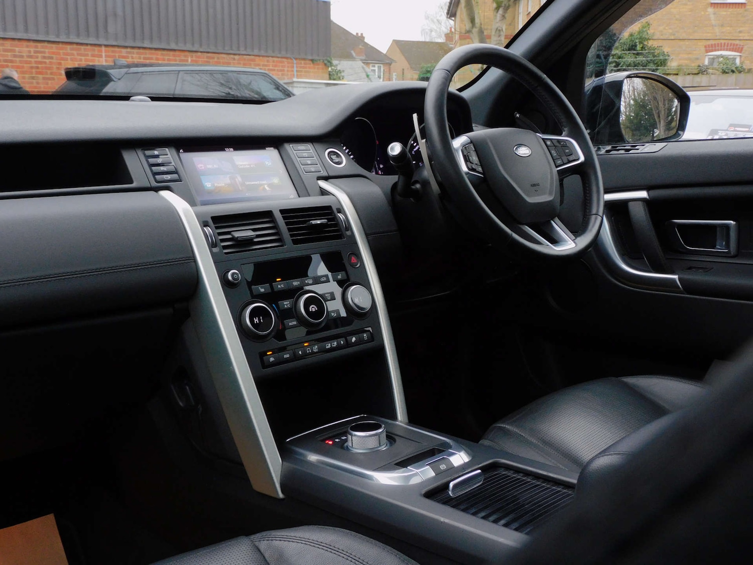 Used Land Rover Discovery Sport 2015 for sale - 77420197: Photo 26