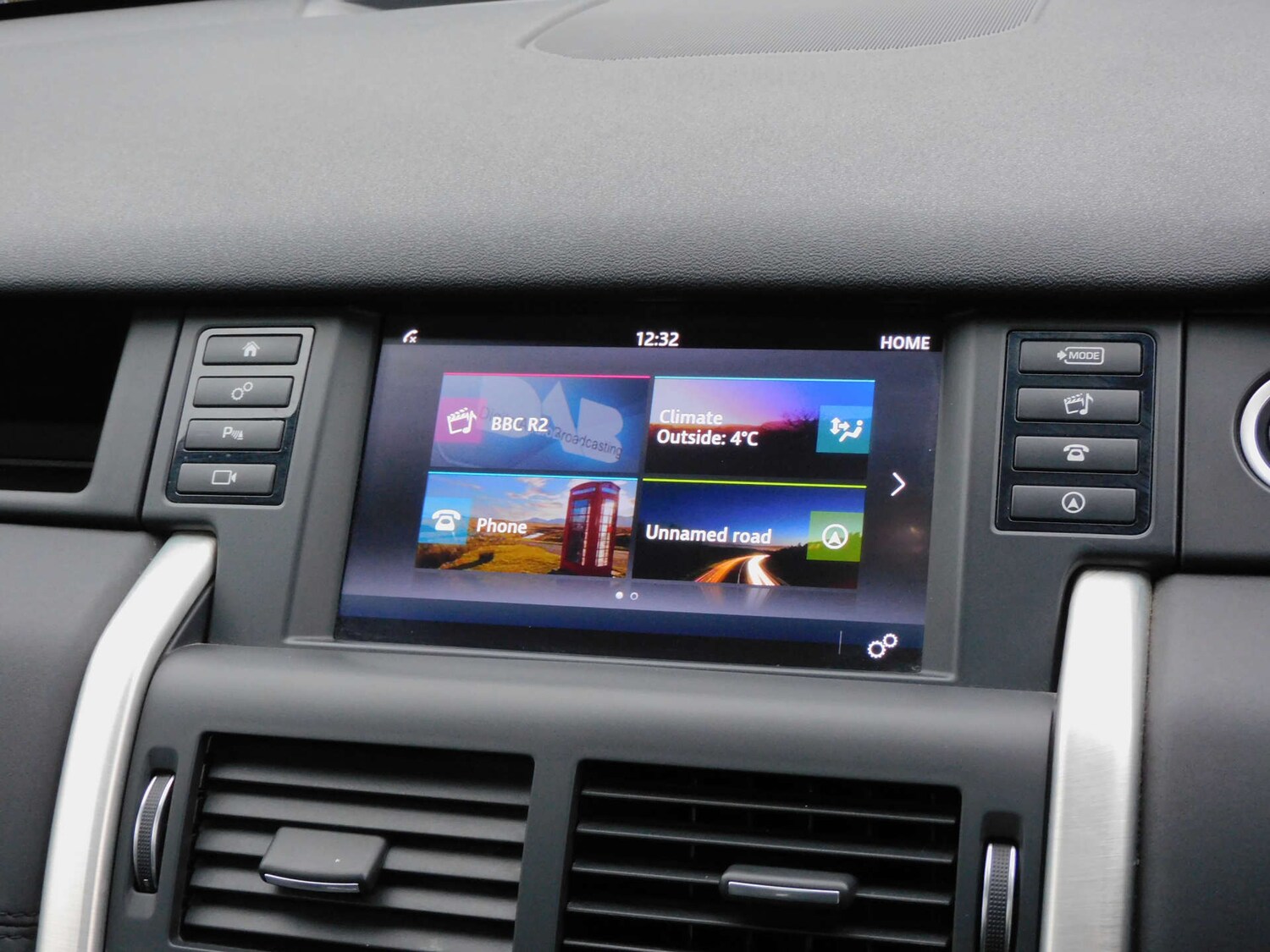 Used Land Rover Discovery Sport 2015 for sale - 77420197: Photo 33