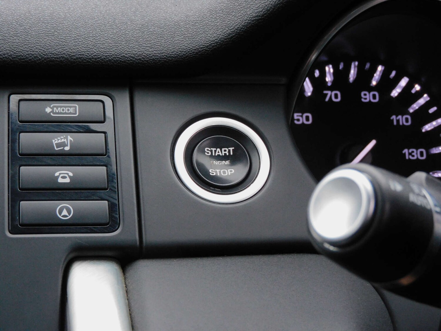 Used Land Rover Discovery Sport 2015 for sale - 77420197: Photo 37