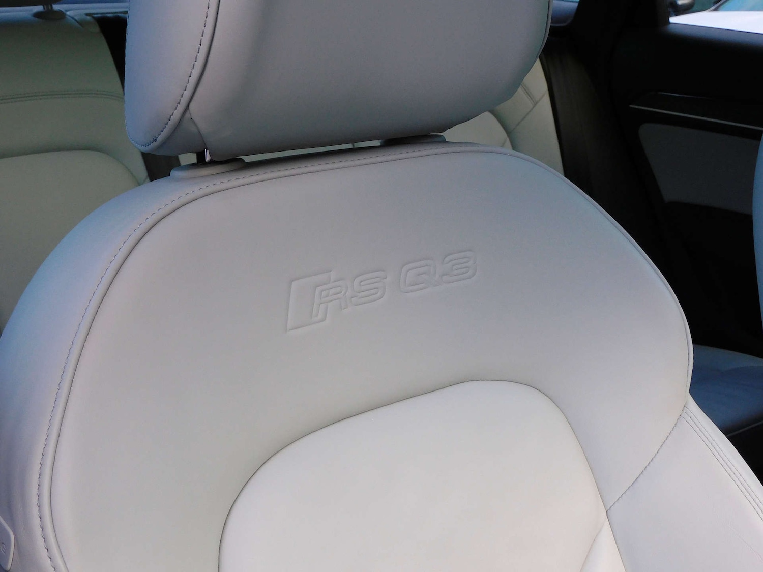 Used Audi RS Q3 2015 for sale - 76614760: Photo 24