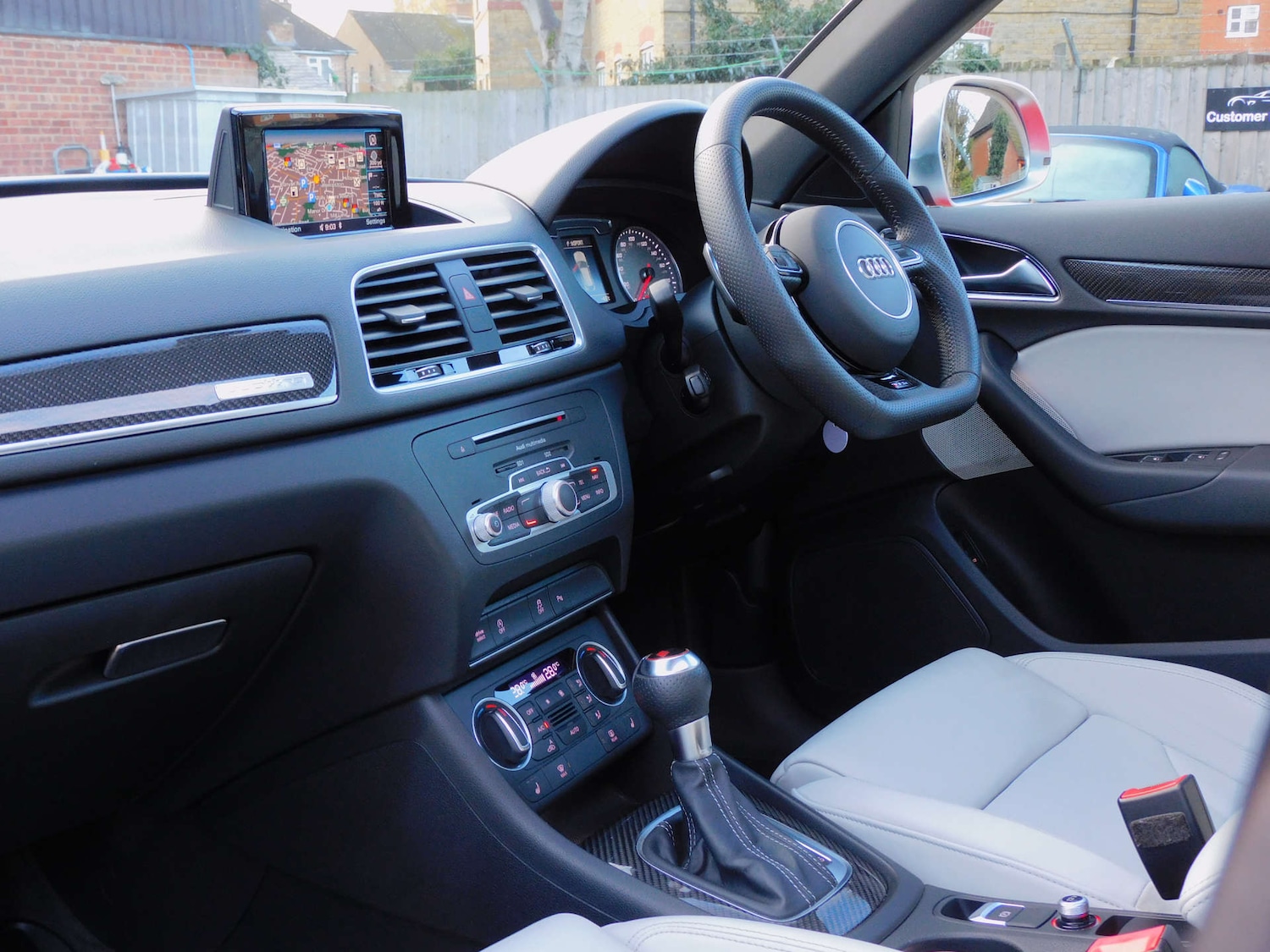 Used Audi RS Q3 2015 for sale - 76614760: Photo 29